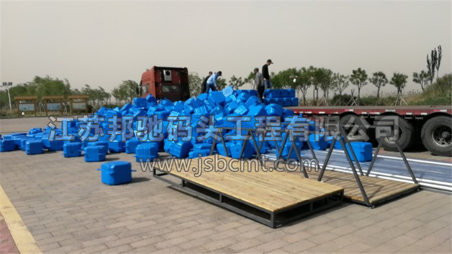 江蘇邦馳碼頭工程有限公司浮筒客戶案例-內蒙古包頭南海景區濕地公園3