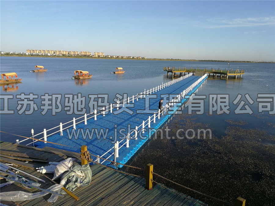 江蘇邦馳碼頭工程有限公司浮筒客戶案例-內蒙古包頭南海景區濕地公園11